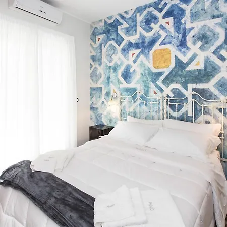 Malu 4* Μεσίνα