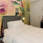 Malu 4*